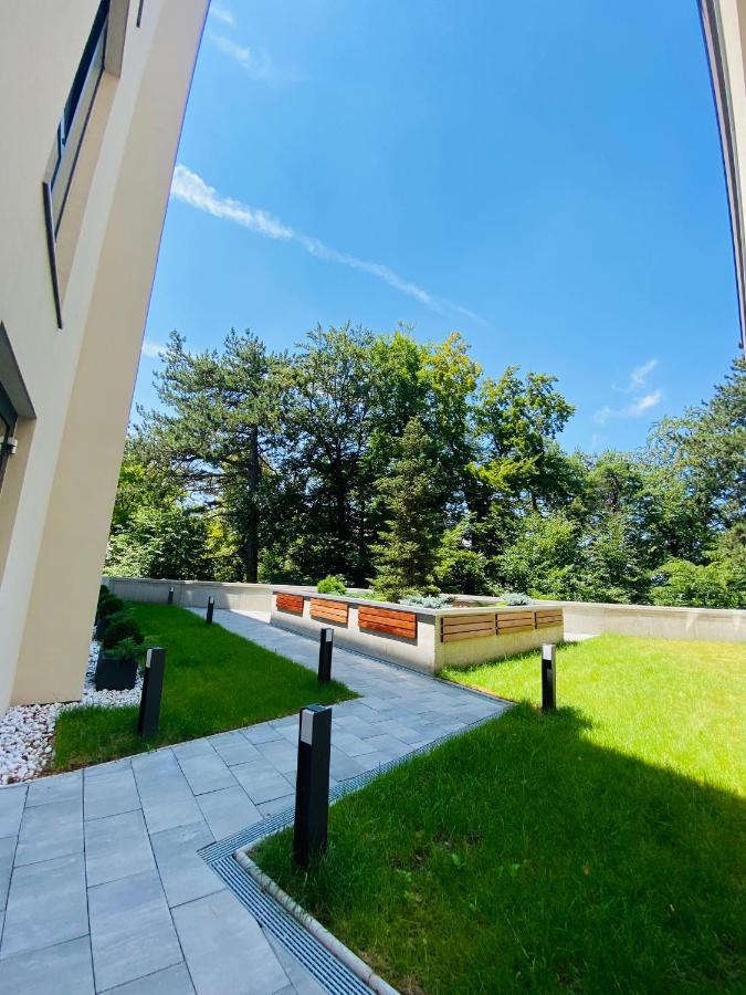 8Ight Apartment Brașov Exterior foto