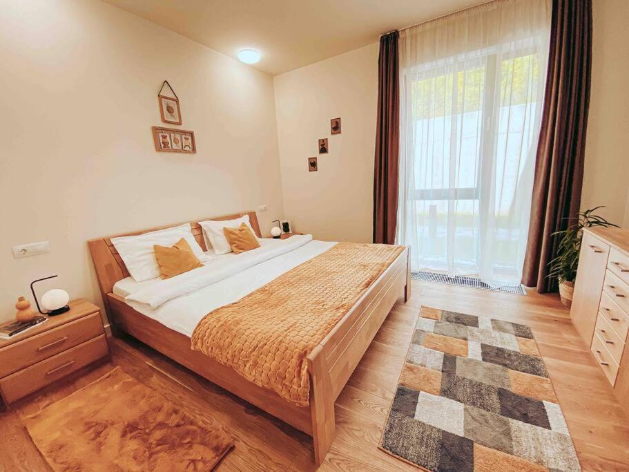 8Ight Apartment Brașov Exterior foto