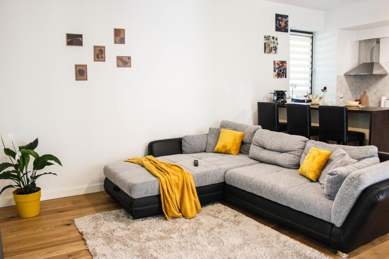 8Ight Apartment Brașov Exterior foto